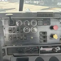 2007 FREIGHTLINER COLUMBIA 120 - view 13 of 15