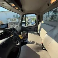 2018 FREIGHTLINER M2 106 Attenuator - view 19 of 24