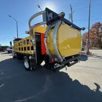 2019 HINO 268 Attenuator - view 9 of 27