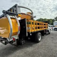 2022 HINO L6 Attenuator - view 7 of 19