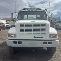 1999 INTERNATIONAL 4900 - view 2 of 27