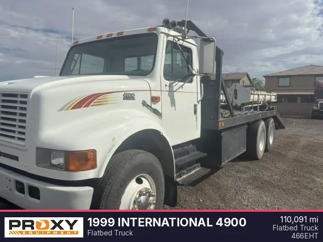 1999 INTERNATIONAL 4900