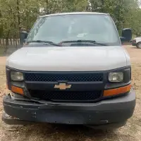 2017 CHEVROLET EXPRESS - view 2 of 34
