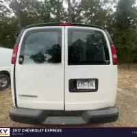 2017 CHEVROLET EXPRESS - view 8 of 34