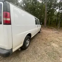 2017 CHEVROLET EXPRESS - view 6 of 34