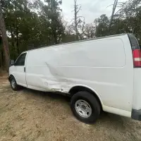 2017 CHEVROLET EXPRESS - view 4 of 34