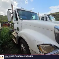 2001 FREIGHTLINER COLUMBIA 120 - view 3 of 11