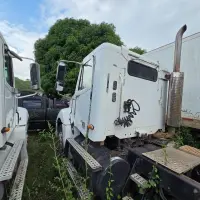 2001 FREIGHTLINER COLUMBIA 120 - view 8 of 11