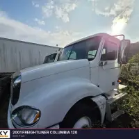 2001 FREIGHTLINER COLUMBIA 120 - view 2 of 11