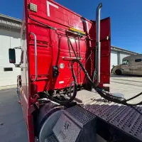 2022 VOLVO VNL - view 8 of 24
