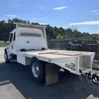 2007 FREIGHTLINER M2 106 - view 3 of 11