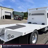 2007 FREIGHTLINER M2 106 - view 4 of 11