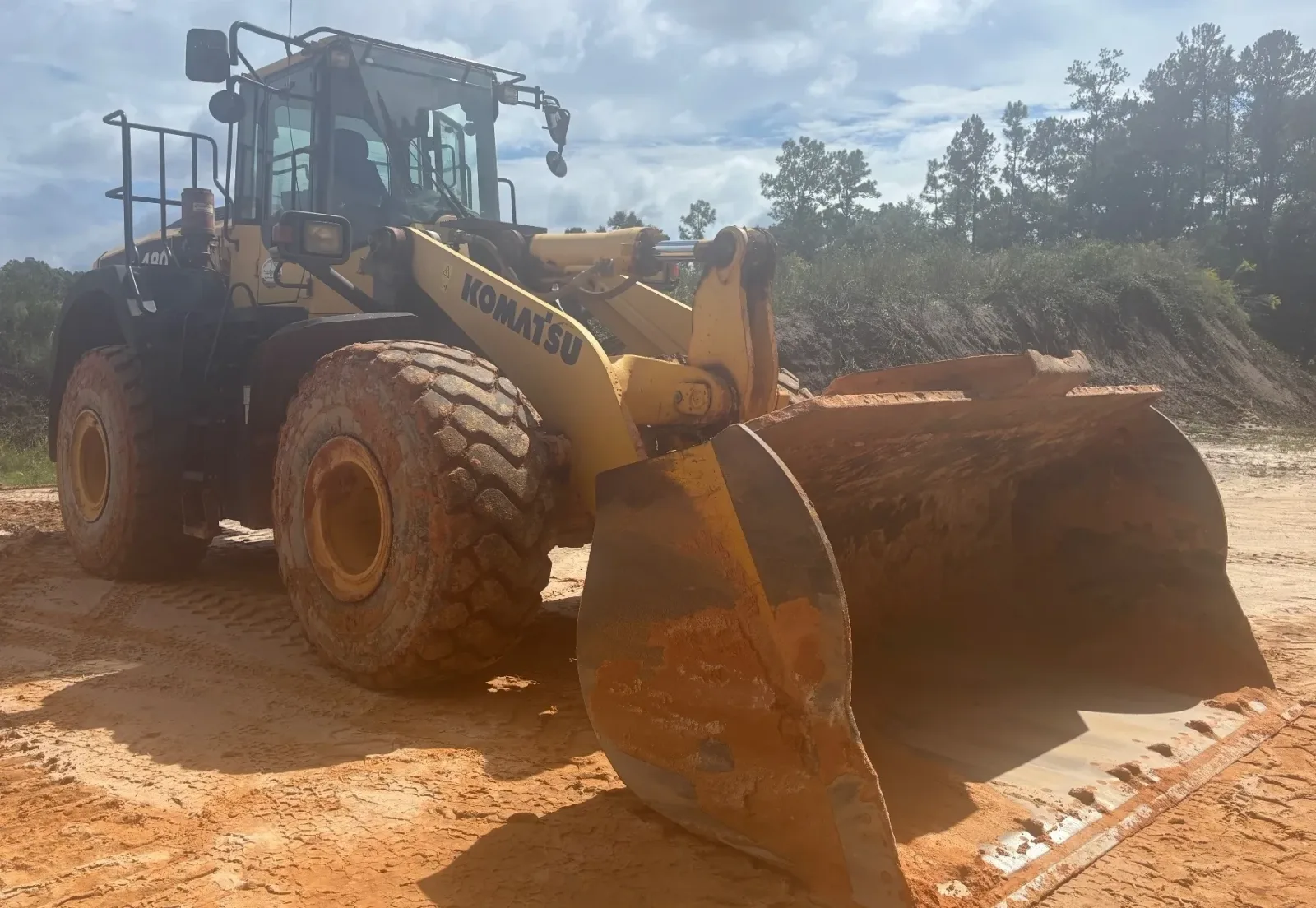 2018 KOMATSU WA480-8