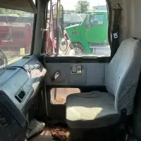 1997 Volvo ACL - view 11 of 13