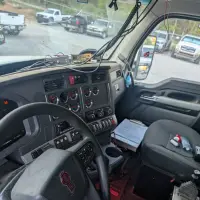 2024 KENWORTH T880 - view 18 of 33