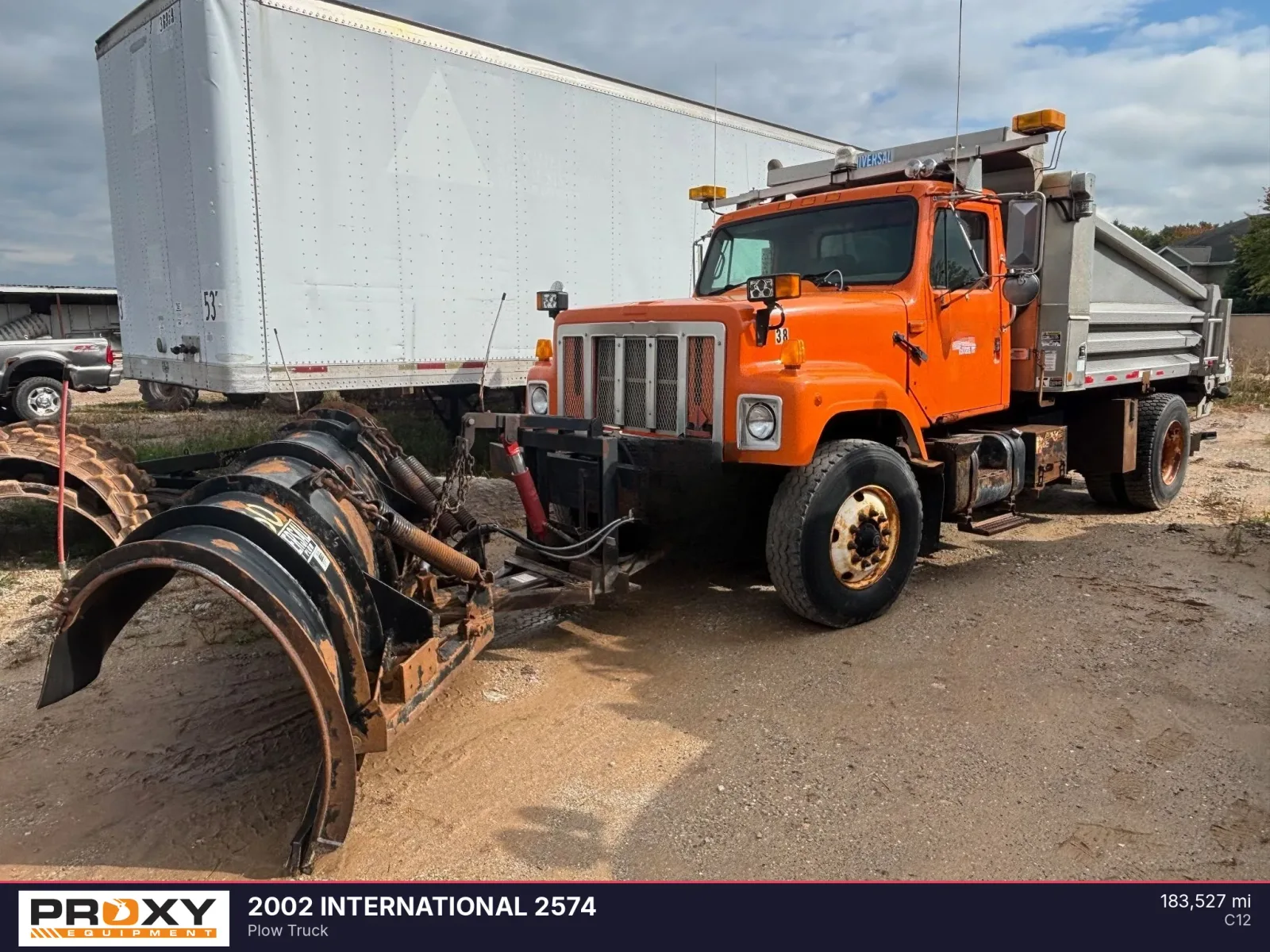 2002 INTERNATIONAL 2574