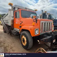 2002 INTERNATIONAL 2574 - view 2 of 36