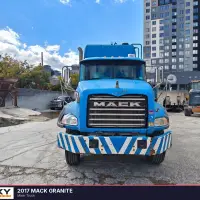 2017 MACK GRANITE - view 3 of 11