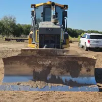 2024 DEERE 700L XLT - view 16 of 32