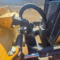 2024 DEERE 700L XLT - view 12 of 32