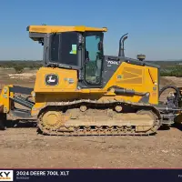 2024 DEERE 700L XLT - view 5 of 32