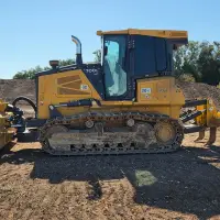 2024 DEERE 700L XLT - view 6 of 32