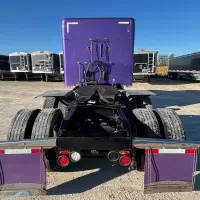 2020 PETERBILT 579 - view 5 of 46