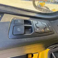 2022 VOLVO VNL64T760 - view 18 of 38