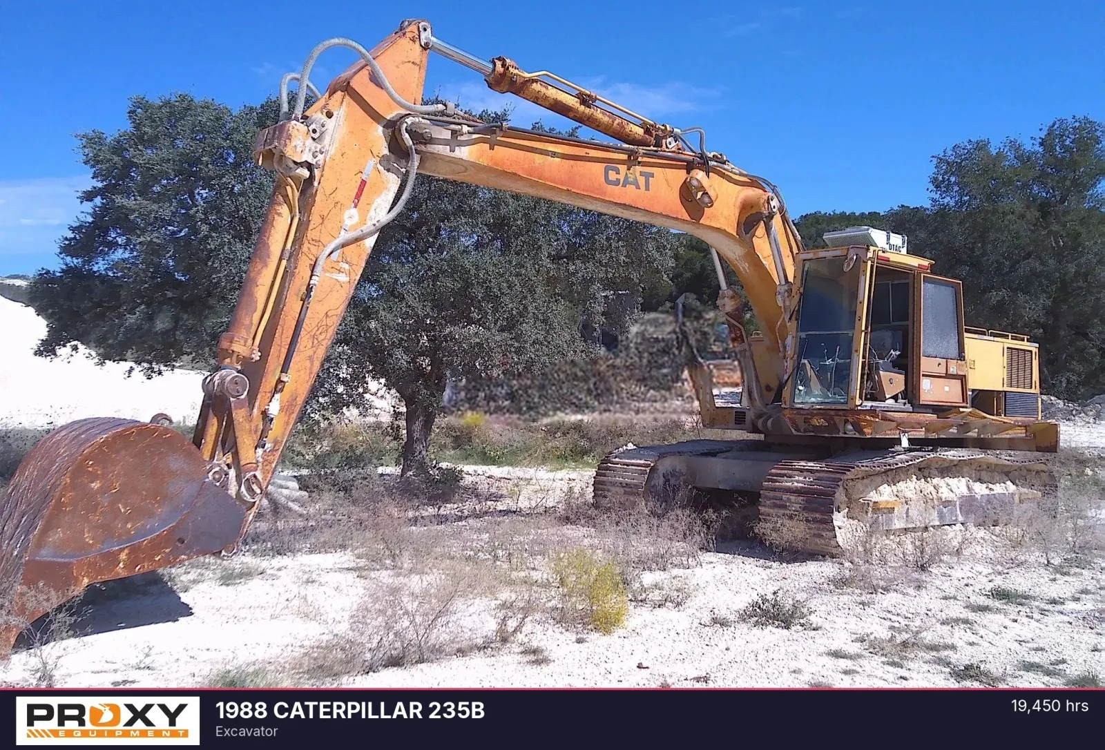 1988 CATERPILLAR 235B
