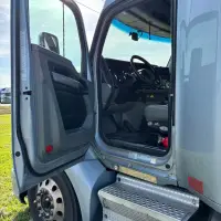 2021 KENWORTH T680 - view 11 of 44