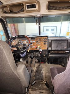 2000 PETERBILT 379 - view 16 of 29