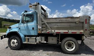 2002 FREIGHTLINER FL80 - view 3 of 38