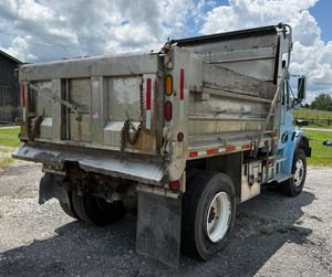 2002 FREIGHTLINER FL80 - view 7 of 38