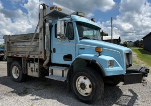 2002 FREIGHTLINER FL80 - view 10 of 38