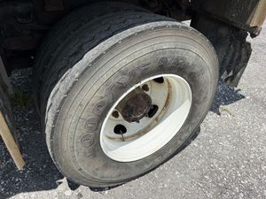 2002 FREIGHTLINER FL80 - view 15 of 38