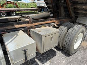 2002 FREIGHTLINER FL80 - view 19 of 38