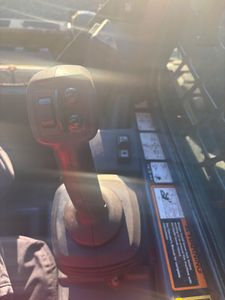 2018 JOHN DEERE 324G - view 19 of 25