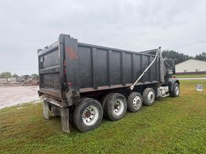 2006 FREIGHTLINER FLD120SD - view 5 of 22