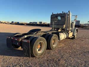2015 PETERBILT 389 - view 8 of 50