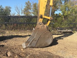 2002 DEERE 450C LC - view 17 of 31