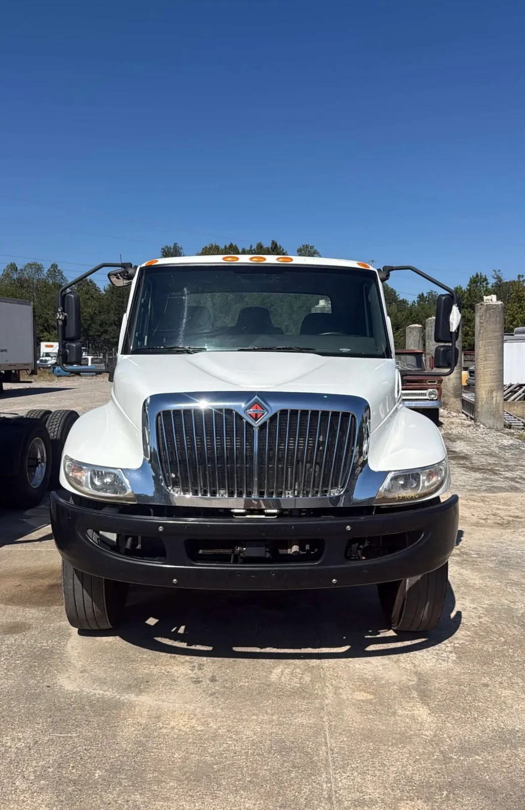 2020 INTERNATIONAL MV607