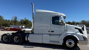 2014 VOLVO VNL - view 9 of 48